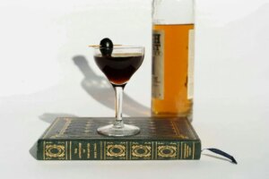 Stellum Black Bourbon - Robust Flavor And Profound Complexity
