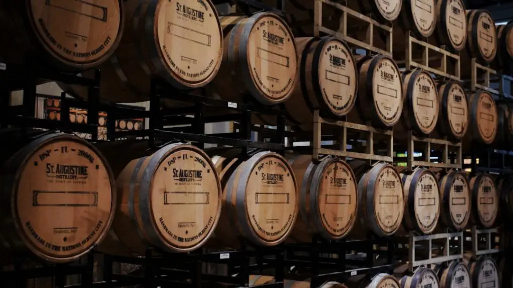 Does Bourbon Have To Be Aged In White Oak?