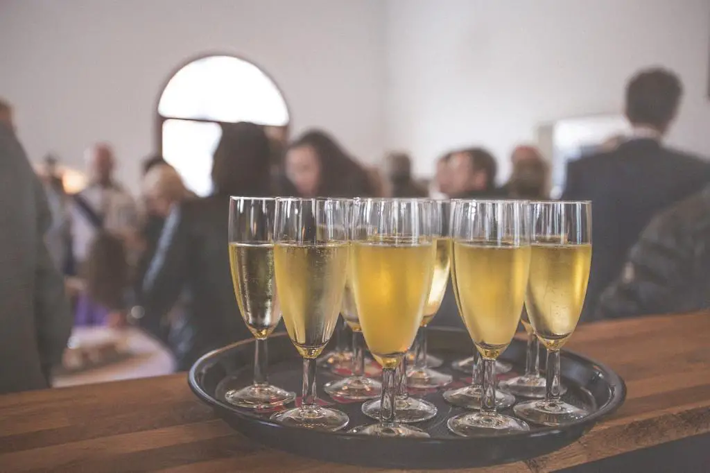 How Many Calories In A 750ml Bottle Of Lamarca Prosecco?