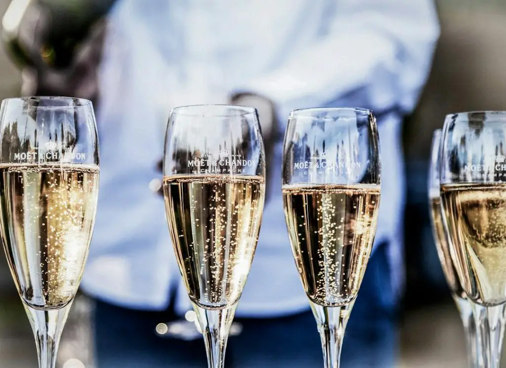 How Do You Keep Champagne Cold In A Fountain?
