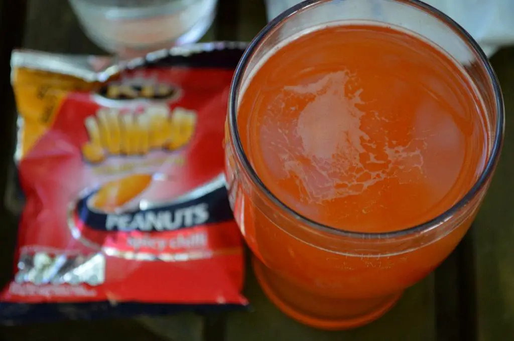 What Does Soaking Your Feet In Apple Cider Vinegar Help? [2024]