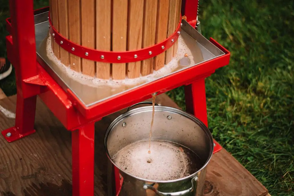 What Is The Benefits Of Alpine Spiced Apple Cider?