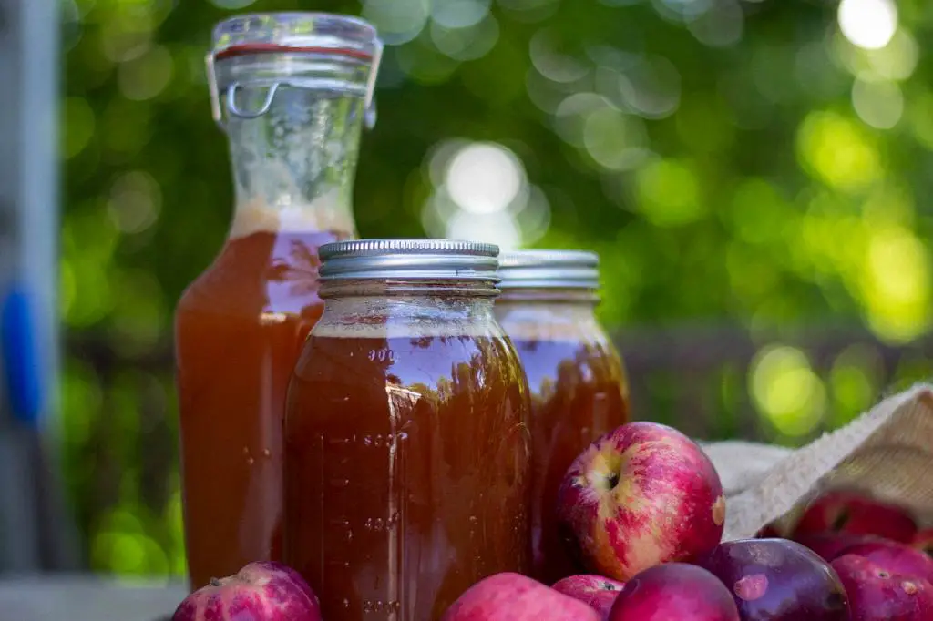 What Does Gargling Apple Cider Vinegar Do?