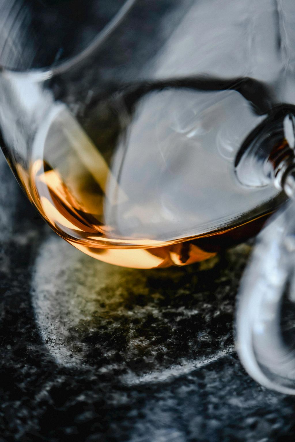 Can Brandy Stay In A Decanter?
