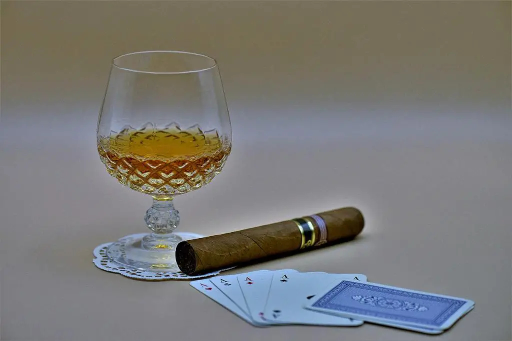How Do You Drink La Paix Cognac?
