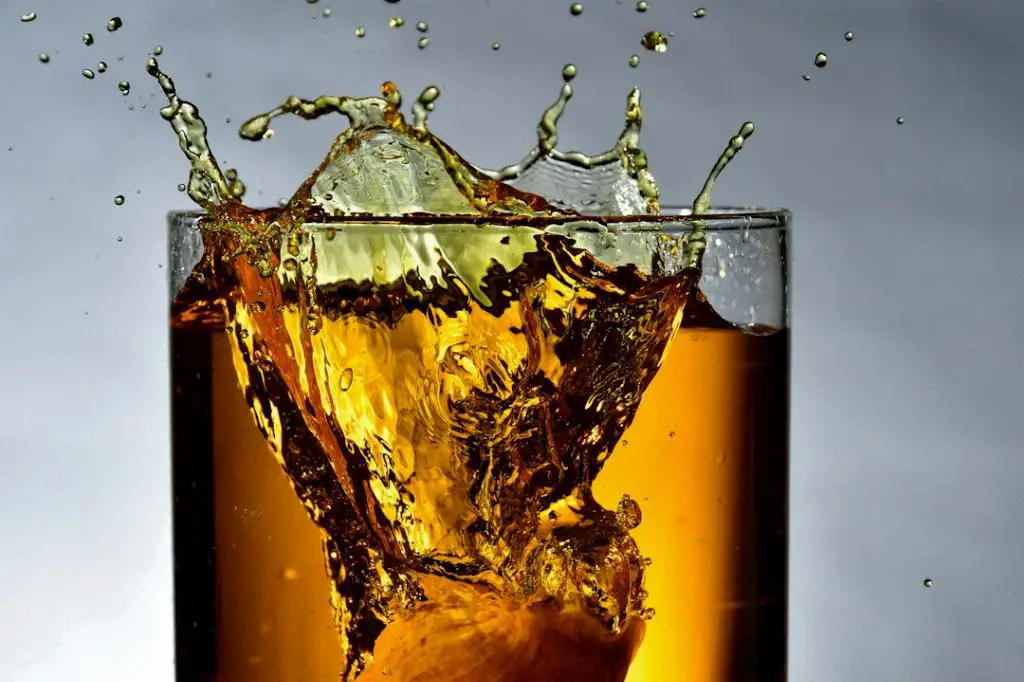 What Are The Ingredients In Ballotin Whiskey Cream?