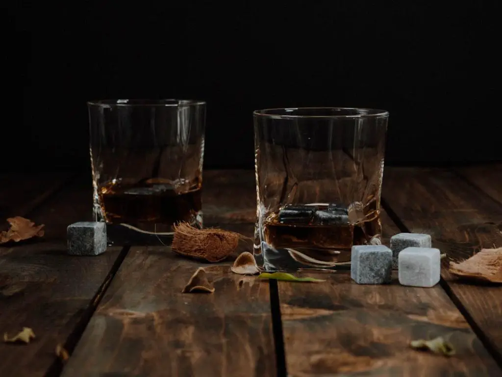 What Ice Cubes Are Best For Whiskey?