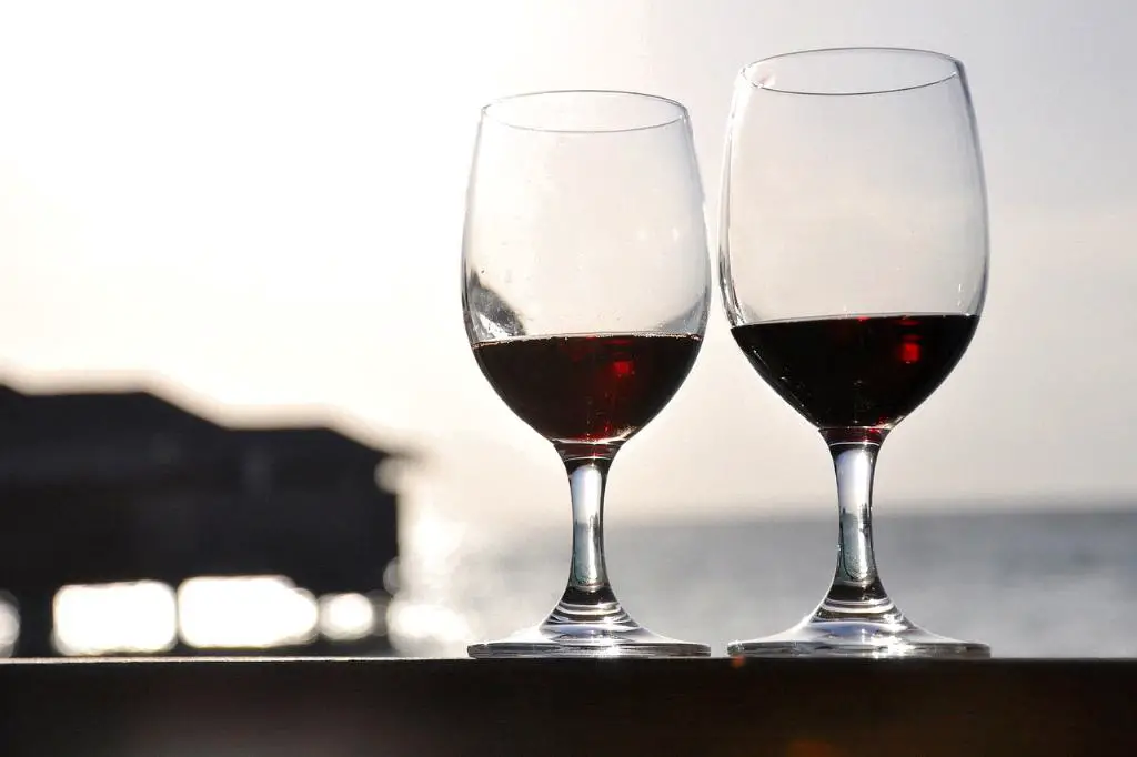 What Paint Sticks To Wine Bottles?
