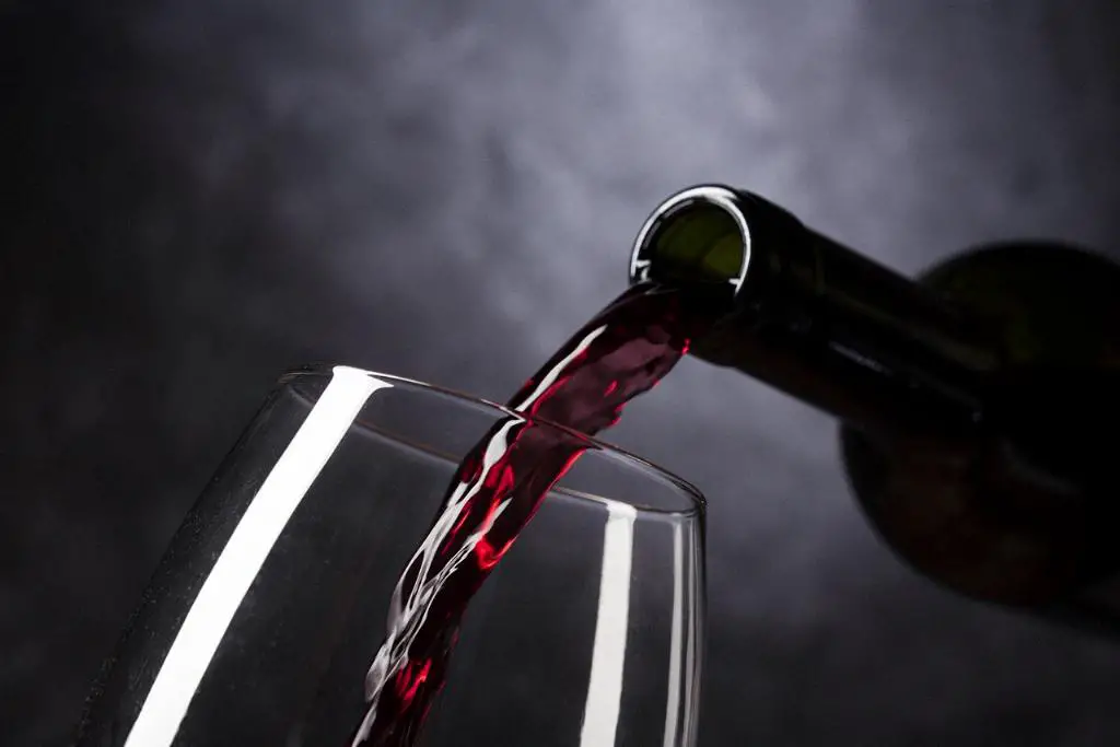 What White Wines Are Considered Dry?