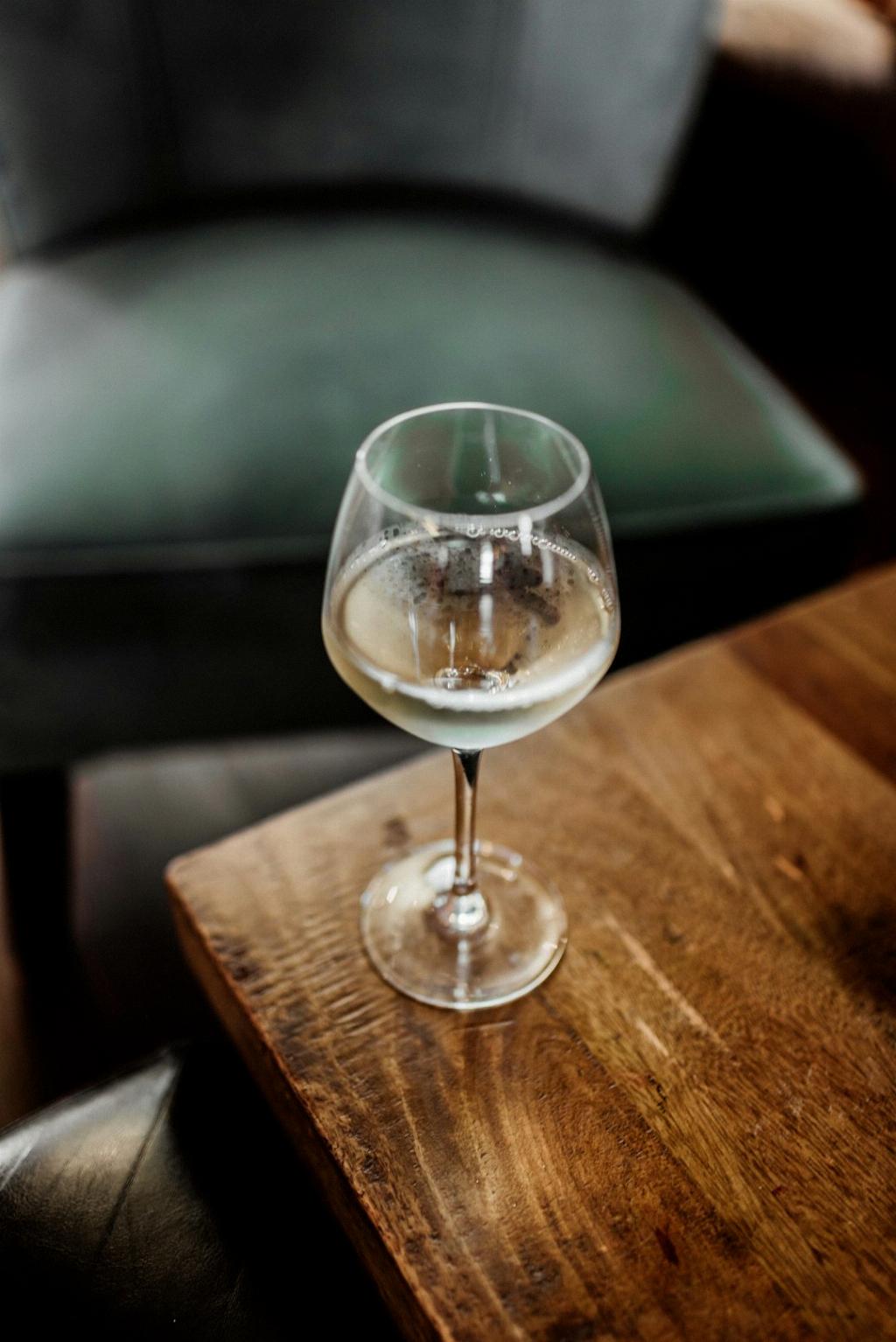 How Do You Get A Picture To Stick To A Wine Bottle?