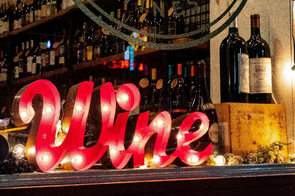 How Do You Reset The Rabbit Electric Wine Opener?